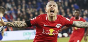 Angeliño vuelve a mostrar su interés por vestir de blanquiazul