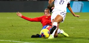 Stephannie Blanco en un partido con Costa Rica